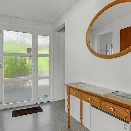 4 Bedroom Amazing In Krusa Holiday home Ronshoved